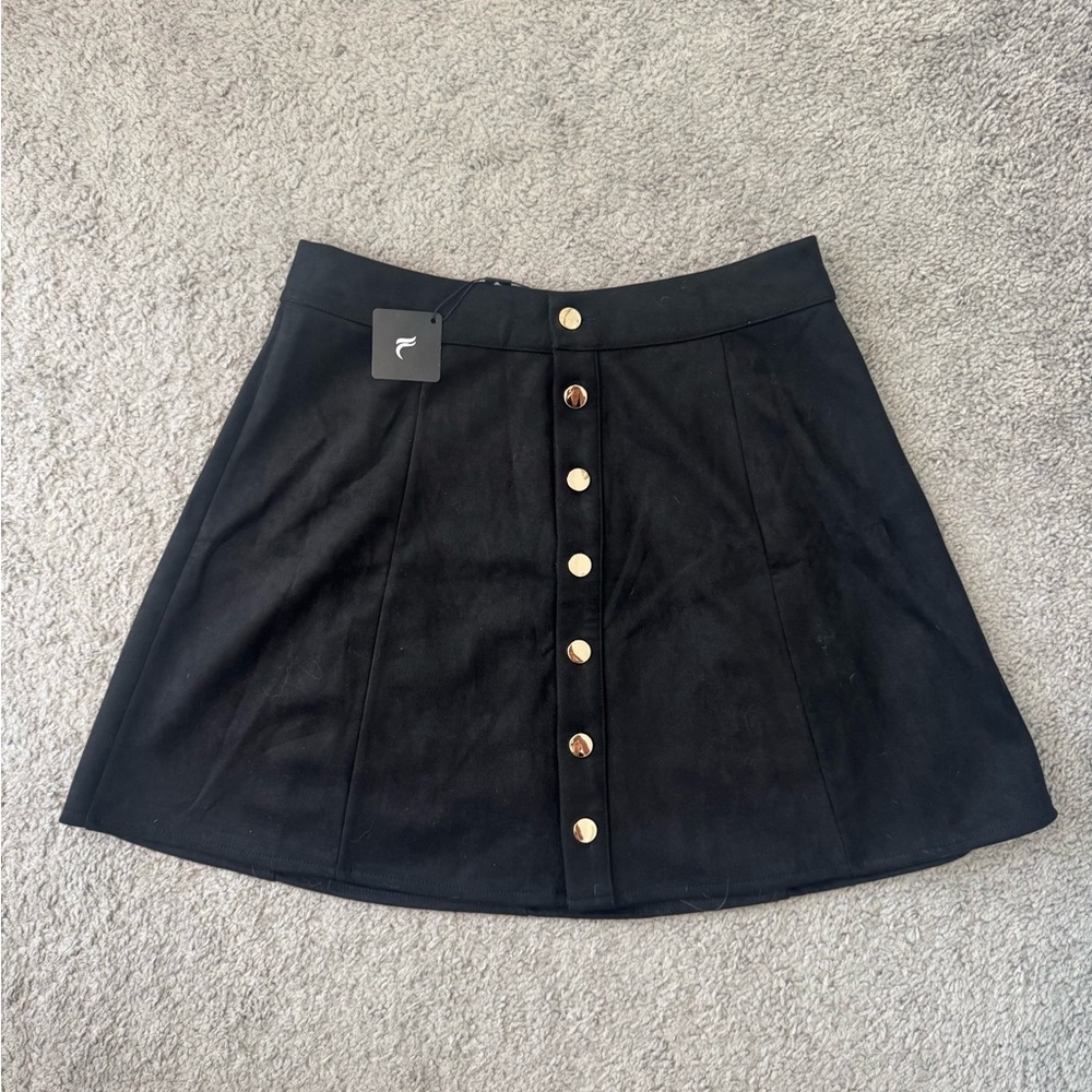 90’s Black Button-Front A-Line Skirt